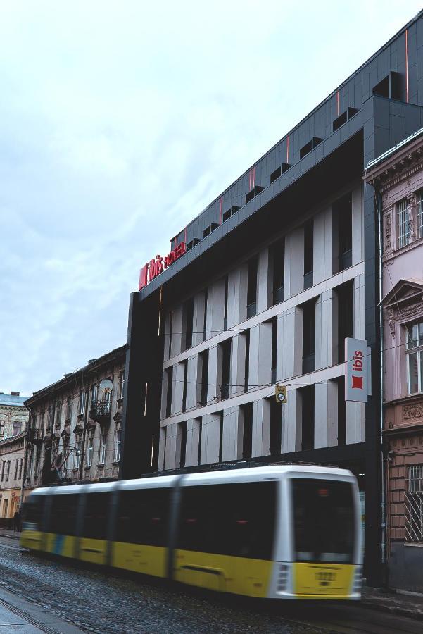 Ibis Lviv Center Hotel Екстериор снимка