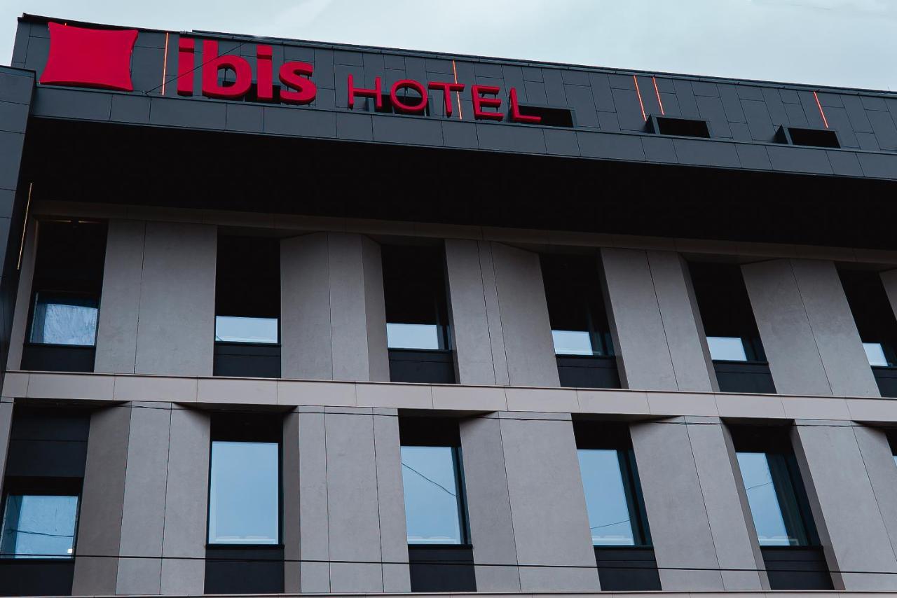 Ibis Lviv Center Hotel Екстериор снимка